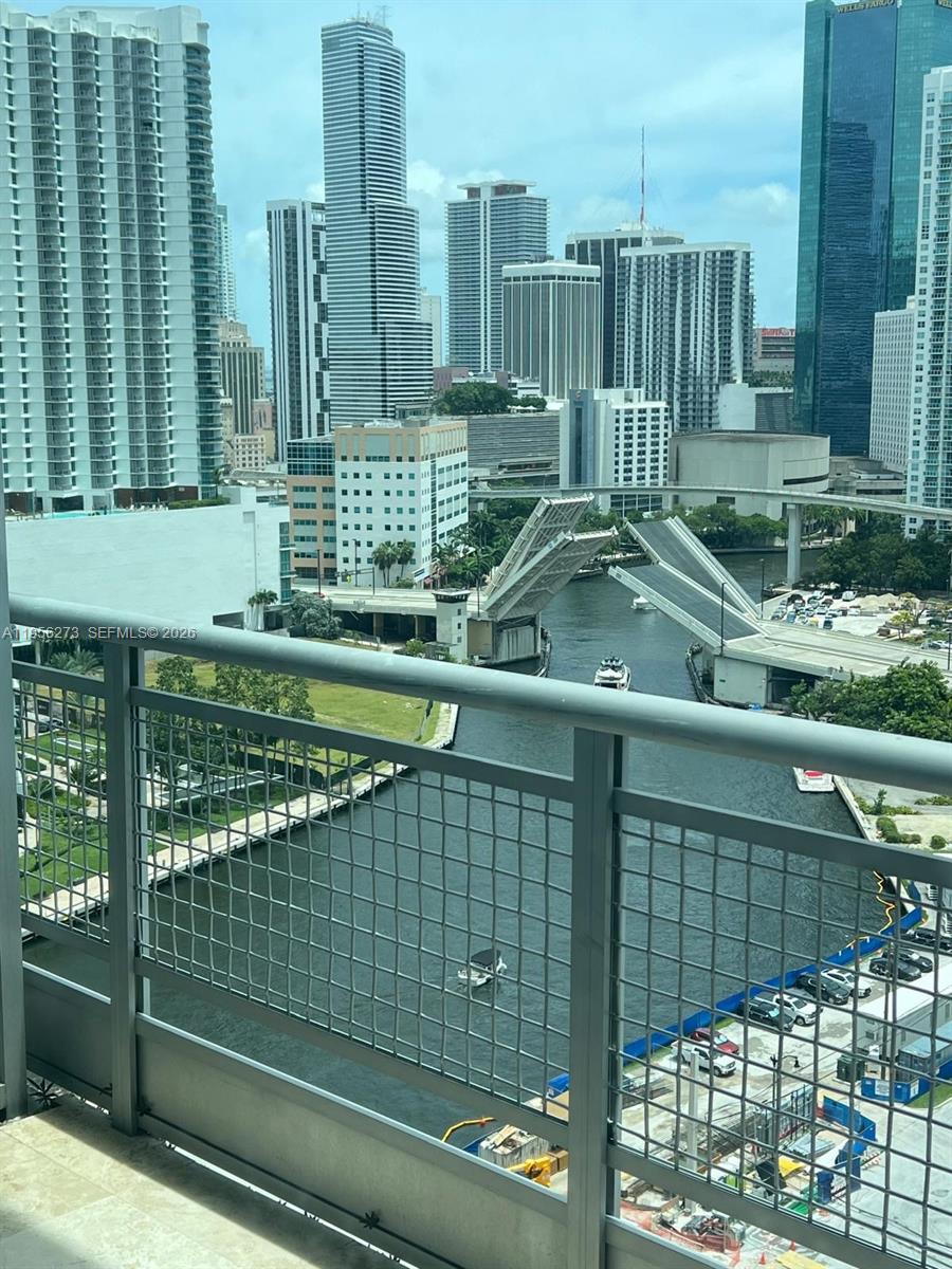 NEO VERTIKA CONDO - Residential