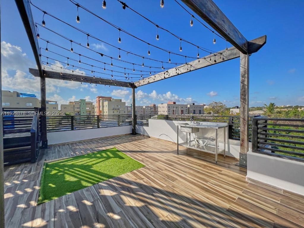 Playa Caleta - Residential