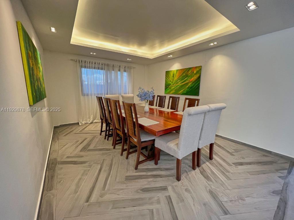 Playa Caleta - Residential