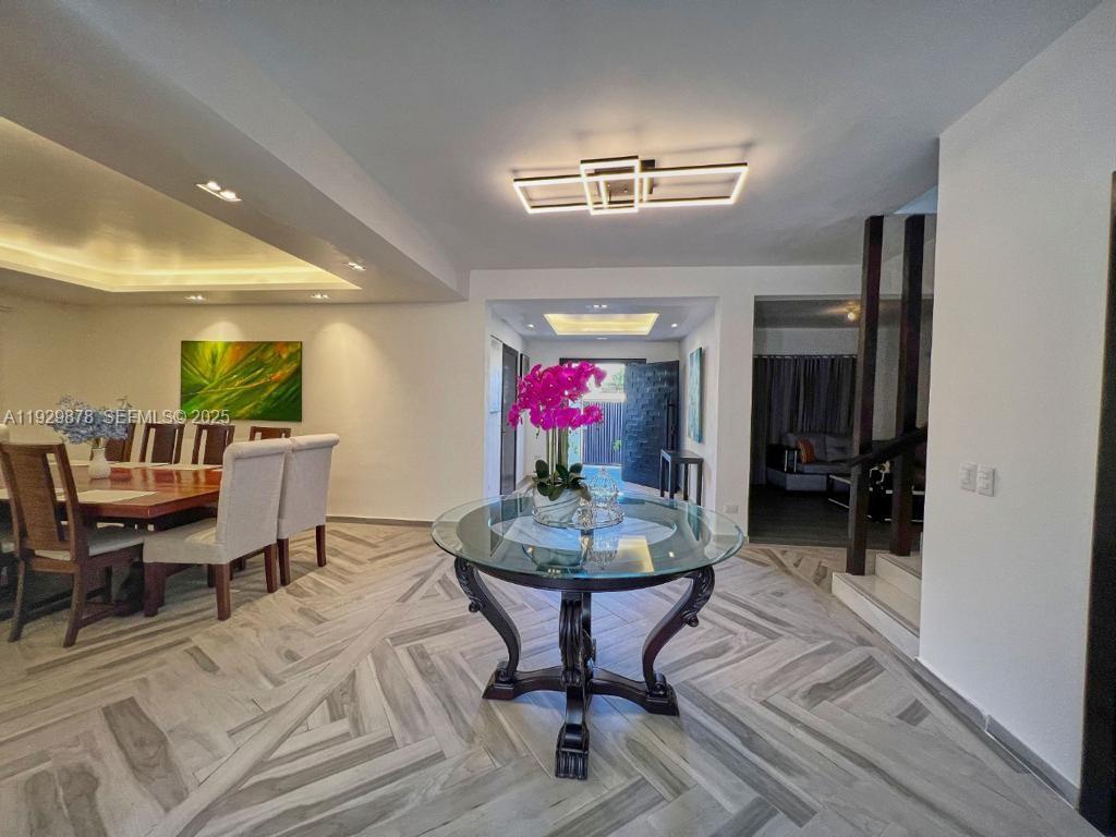 Playa Caleta - Residential