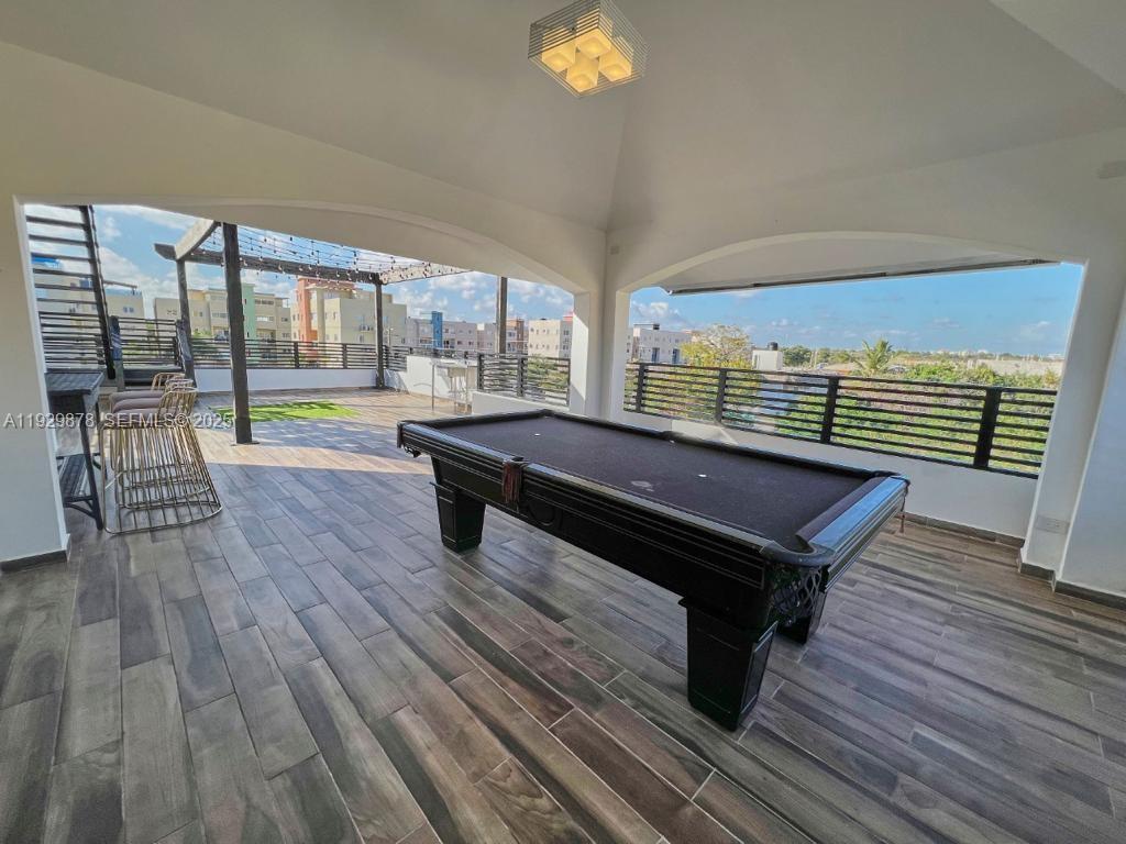 Playa Caleta - Residential