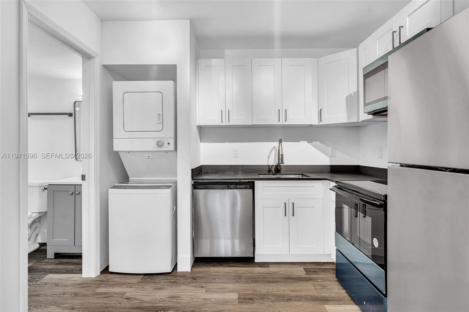 RIVERSIDE NO 2 - Residential Lease