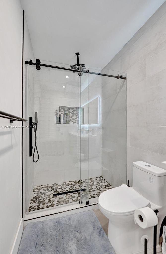 DAVIS ISLES SEC 5 - Residential