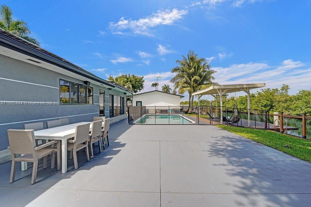 DAVIS ISLES SEC 5 - Residential