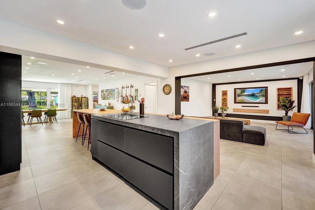 DAVIS ISLES SEC 5 - Residential