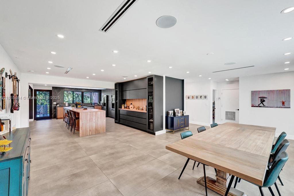 DAVIS ISLES SEC 5 - Residential