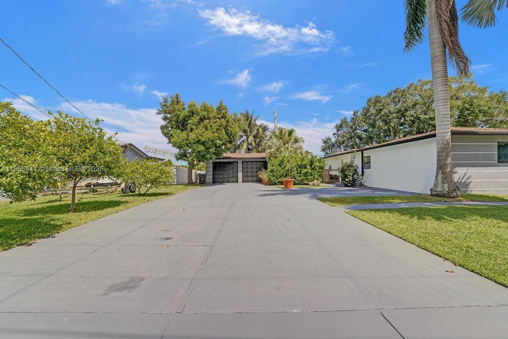 DAVIS ISLES SEC 5 - Residential