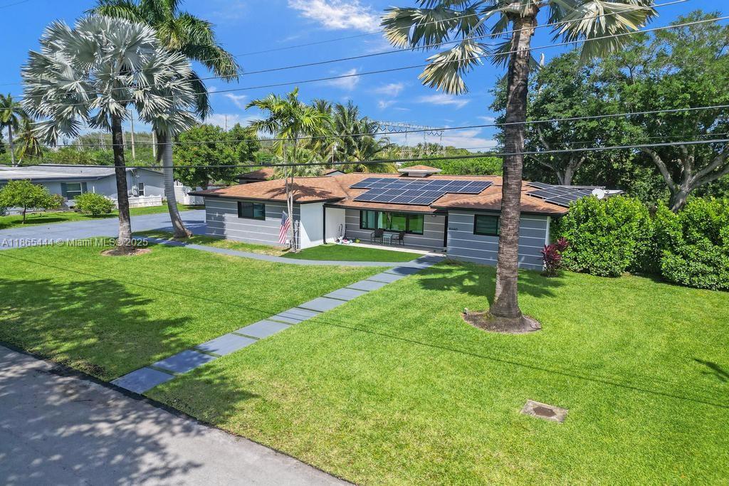 4660 SW 37th Ave