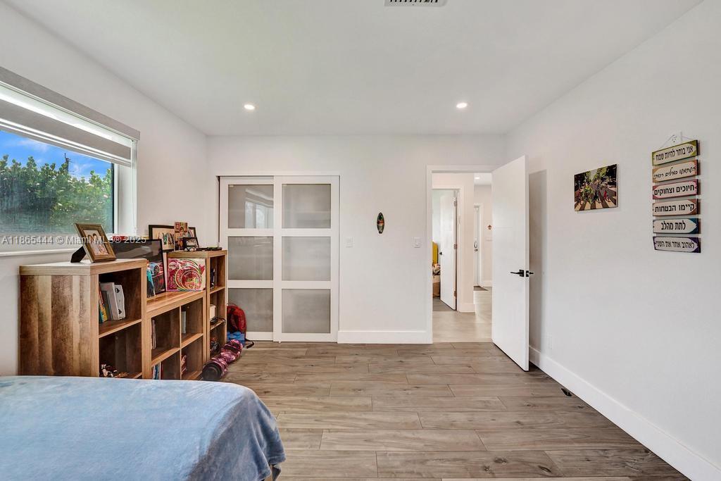 DAVIS ISLES SEC 5 - Residential