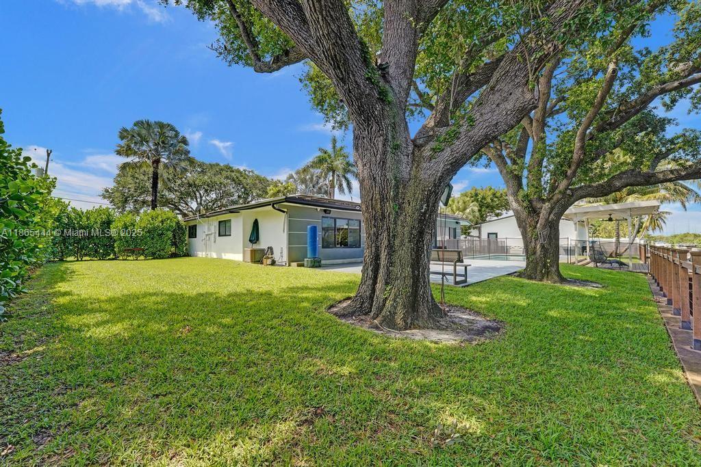 DAVIS ISLES SEC 5 - Residential