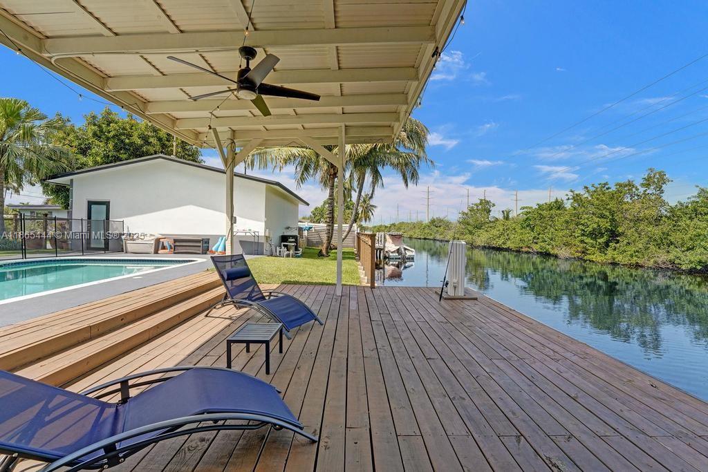 DAVIS ISLES SEC 5 - Residential