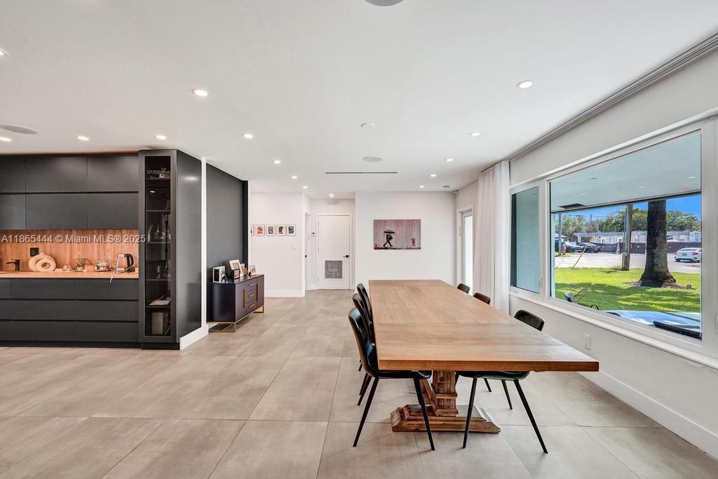 DAVIS ISLES SEC 5 - Residential