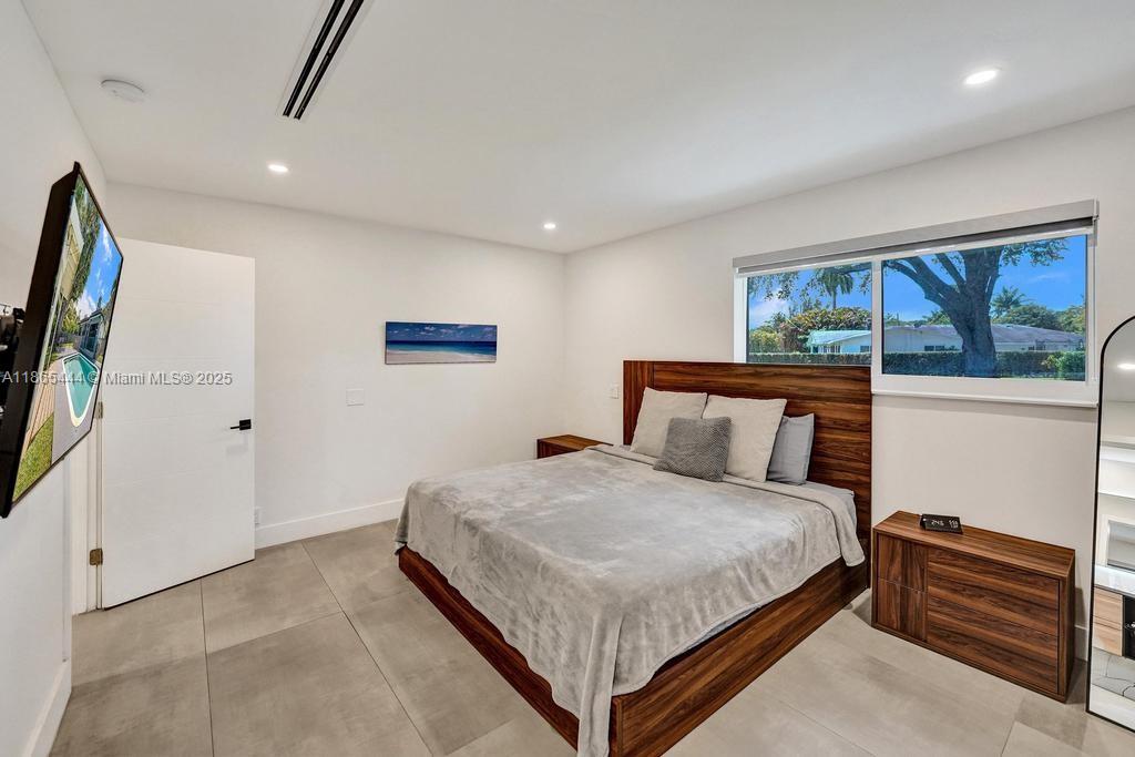 DAVIS ISLES SEC 5 - Residential