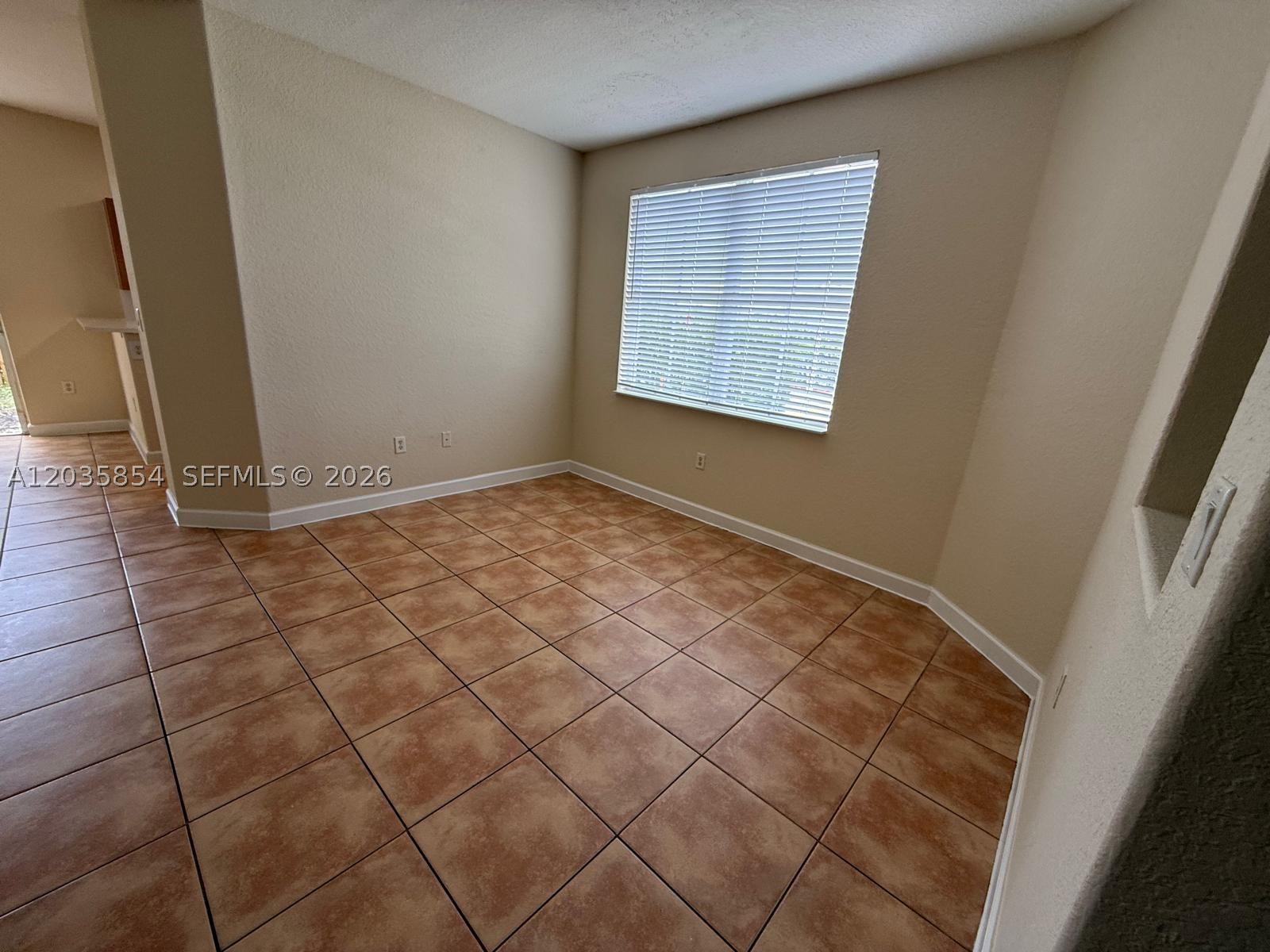 2462 SE 15th Ct