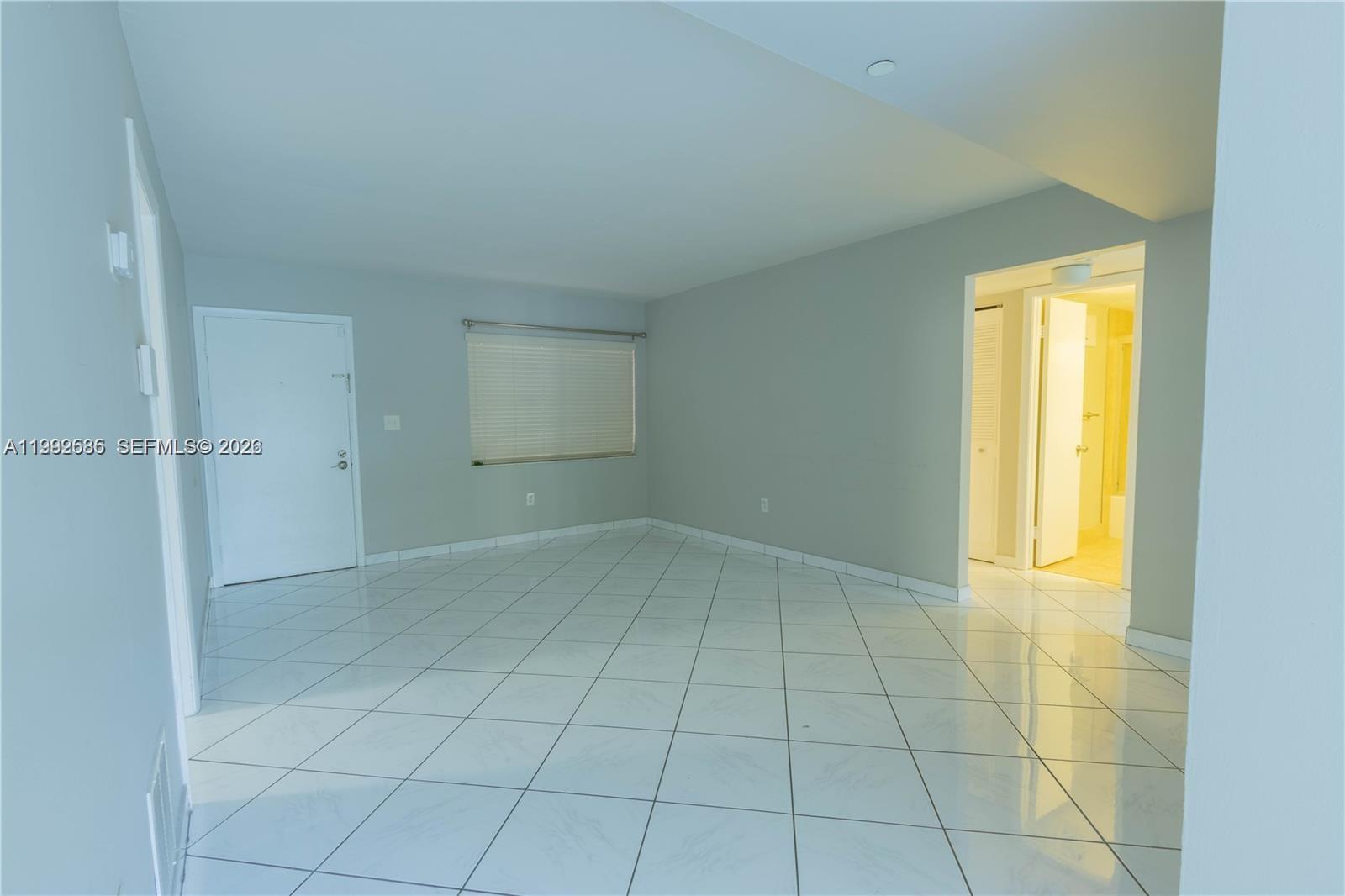 HORIZONS WEST CONDO #8 - Residential Lease