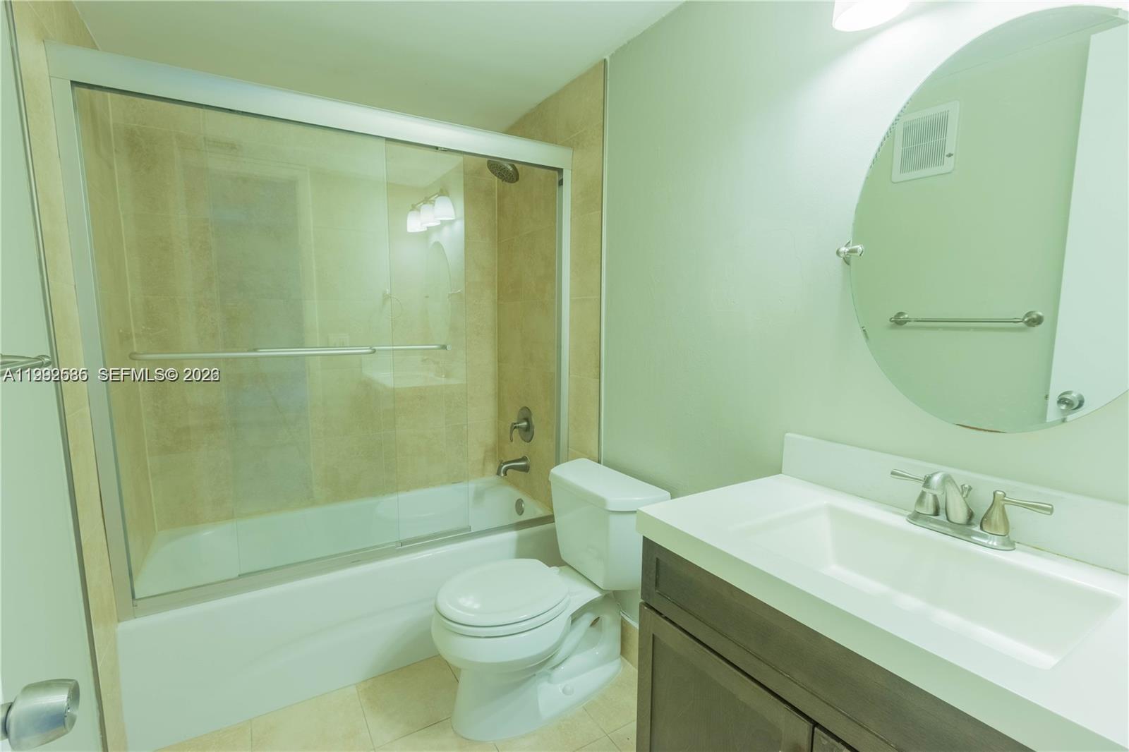 HORIZONS WEST CONDO #8 - Residential Lease