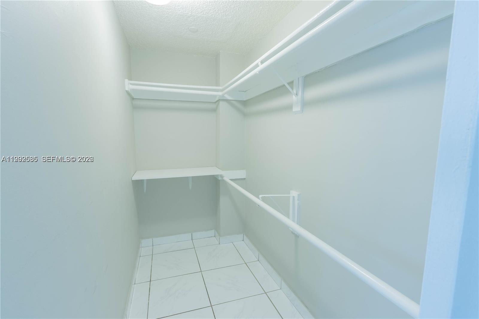 HORIZONS WEST CONDO #8 - Residential Lease