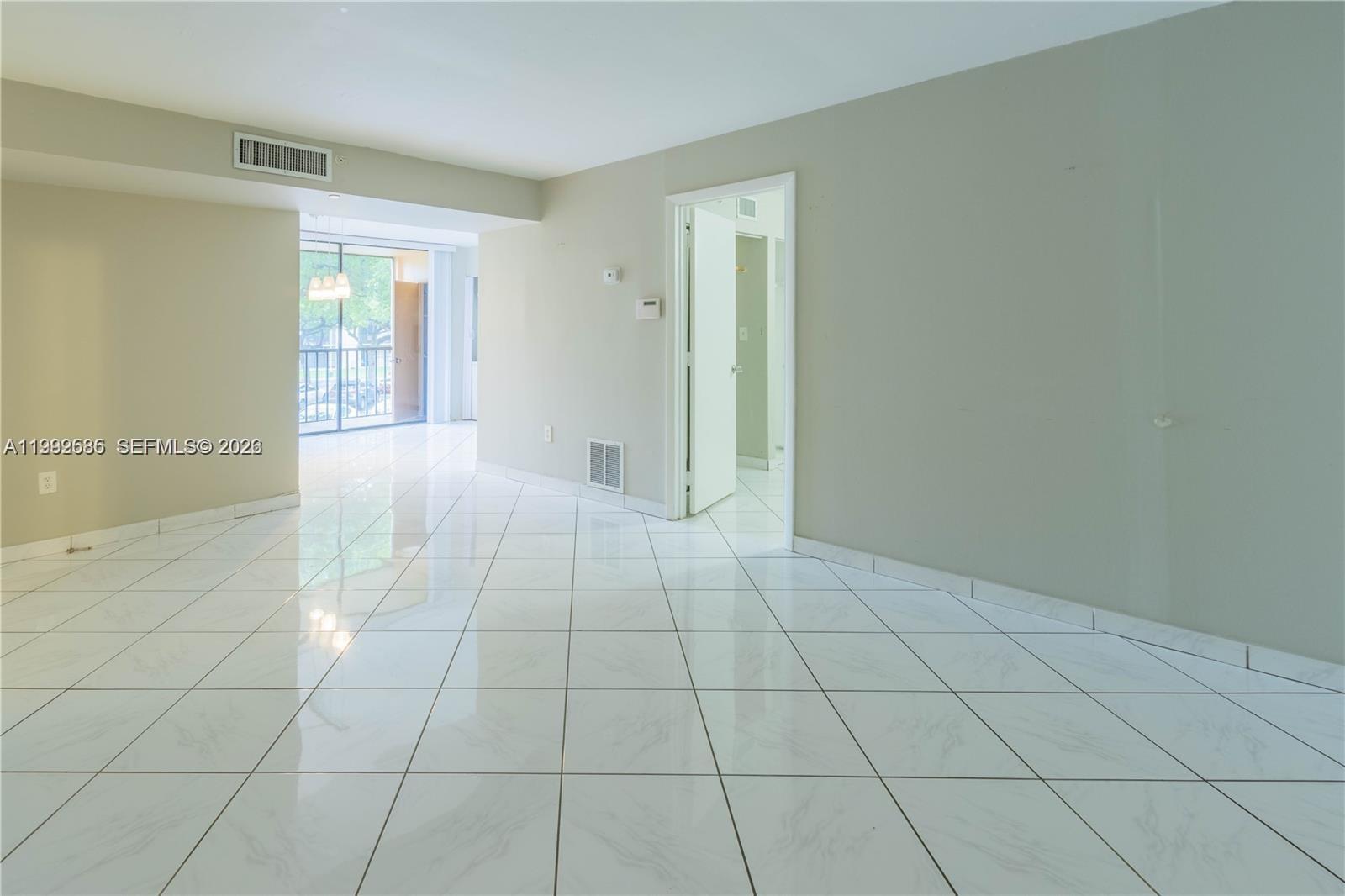 HORIZONS WEST CONDO #8 - Residential Lease