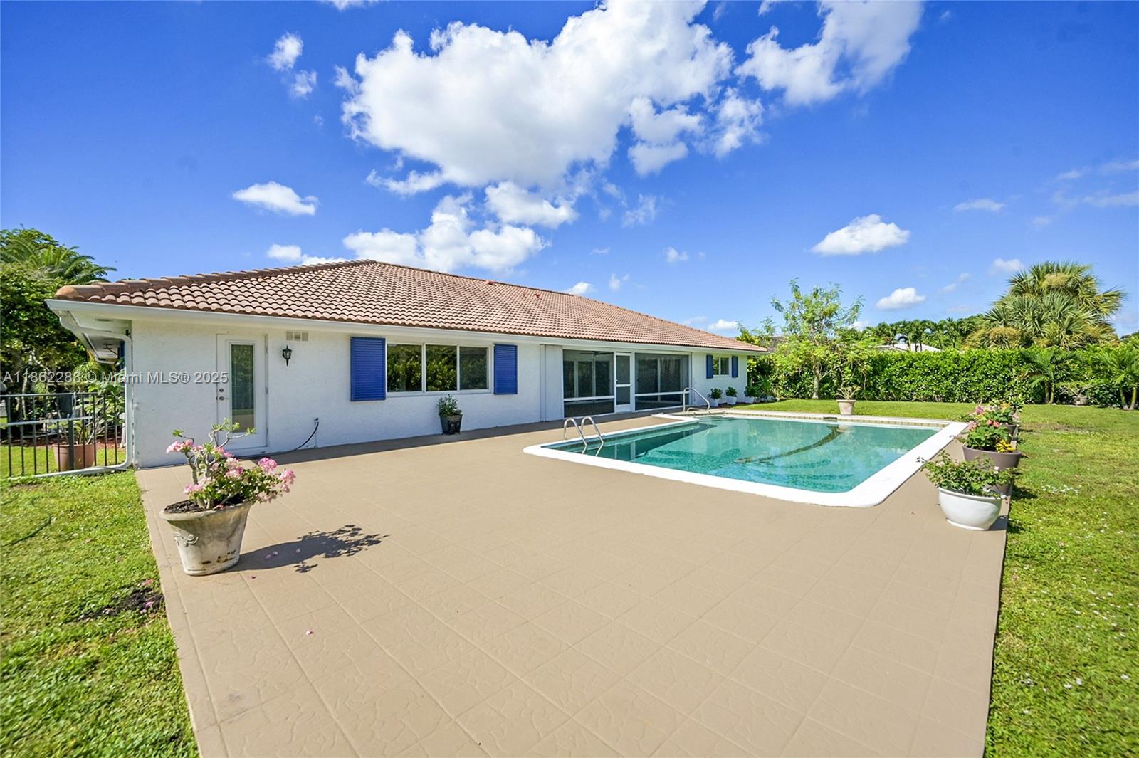 ATLANTIS CITY OF 12 - Residential