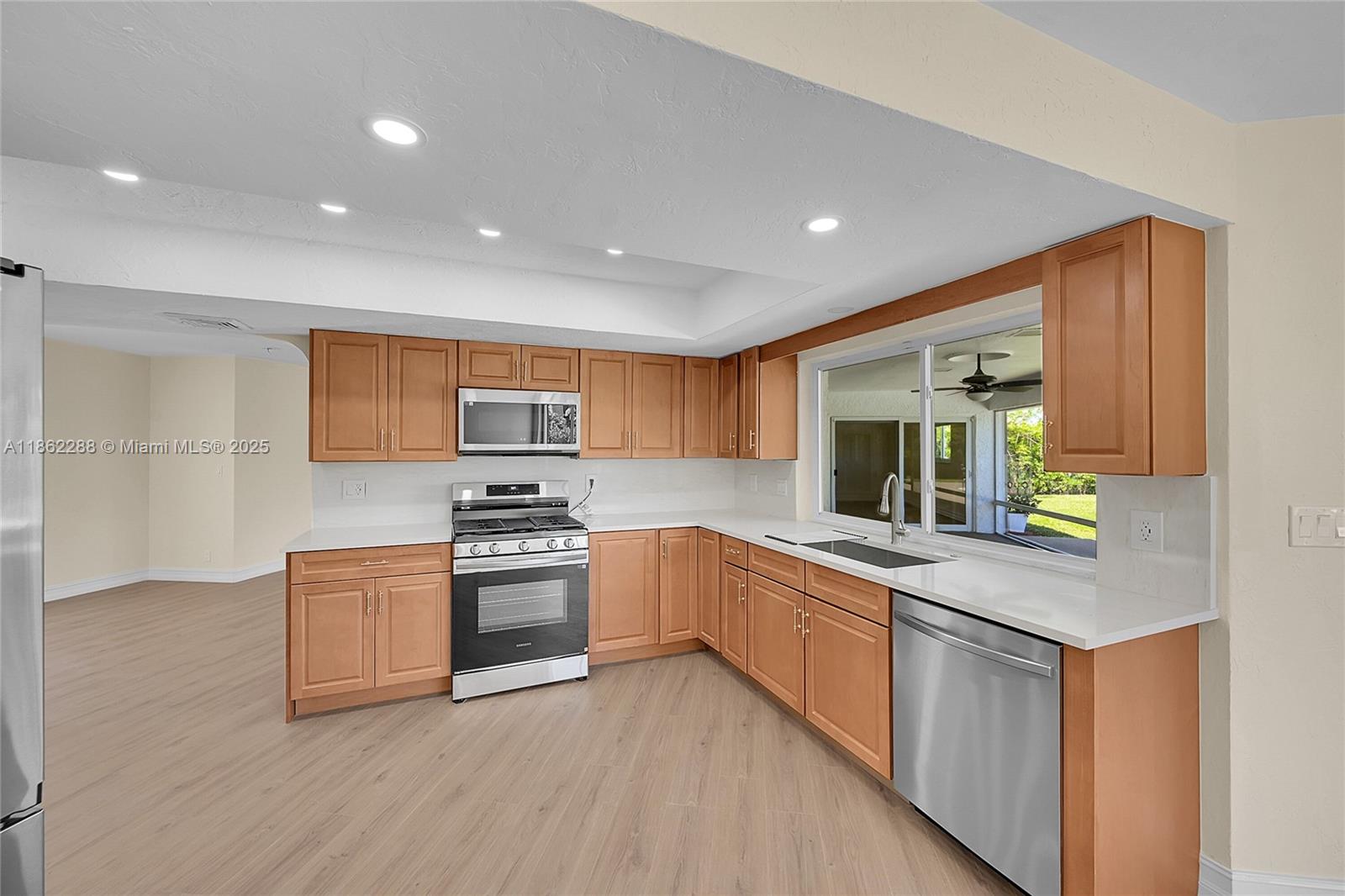 ATLANTIS CITY OF 12 - Residential