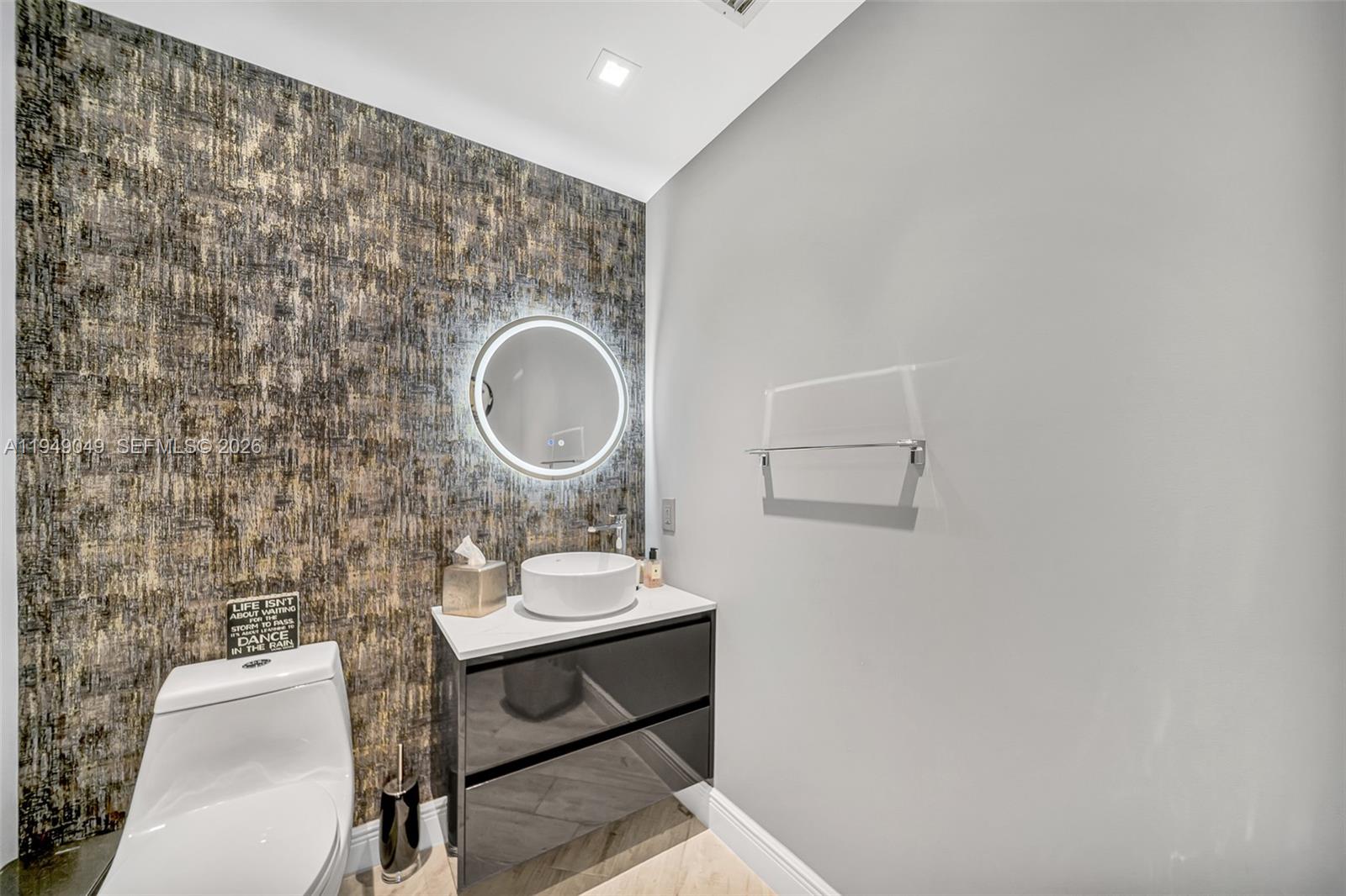 ATLANTIC II AT THE POINT - Residential