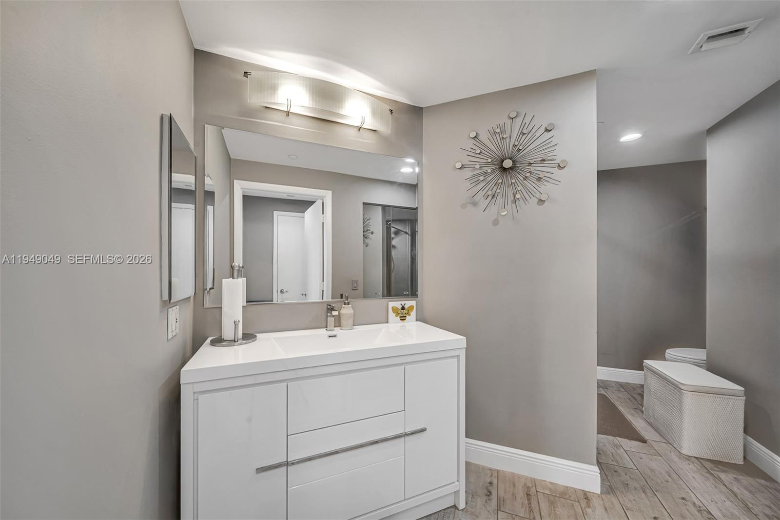 ATLANTIC II AT THE POINT - Residential