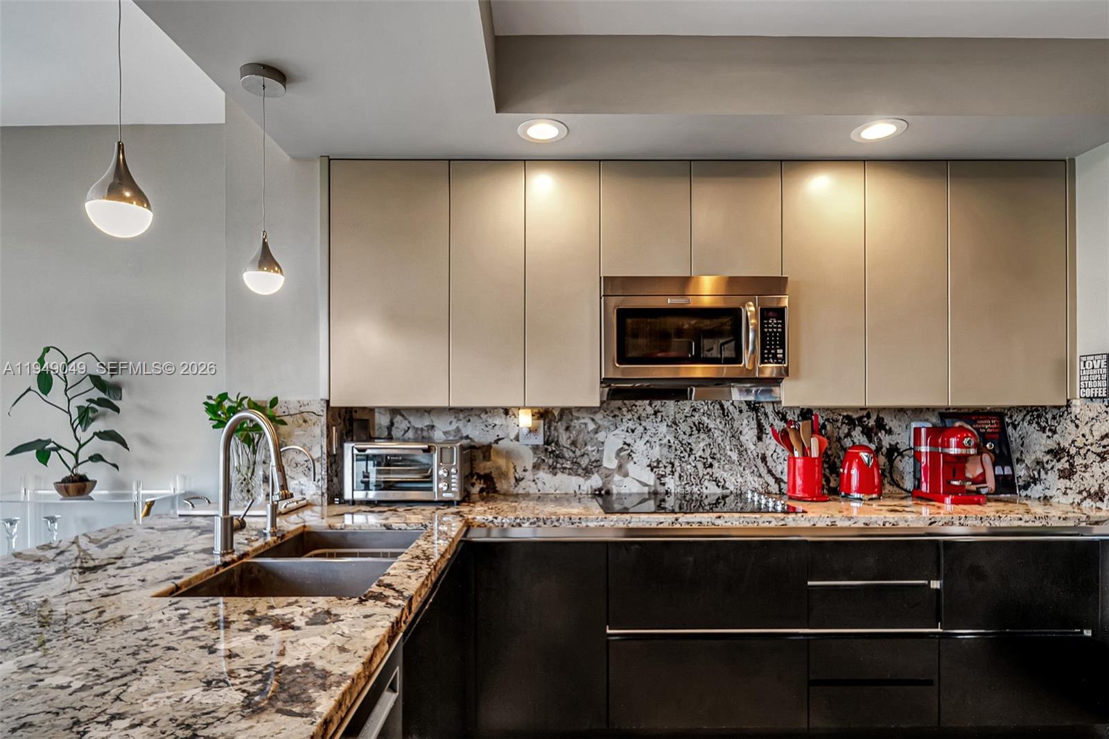 ATLANTIC II AT THE POINT - Residential