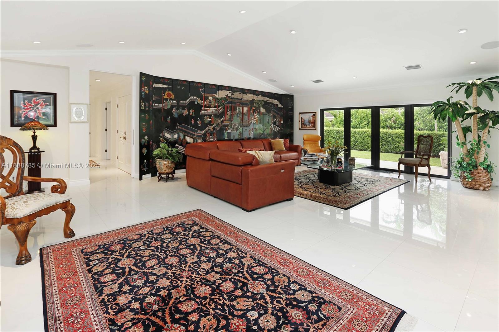 VILLA RESIDENCES OF EMERA - Residential