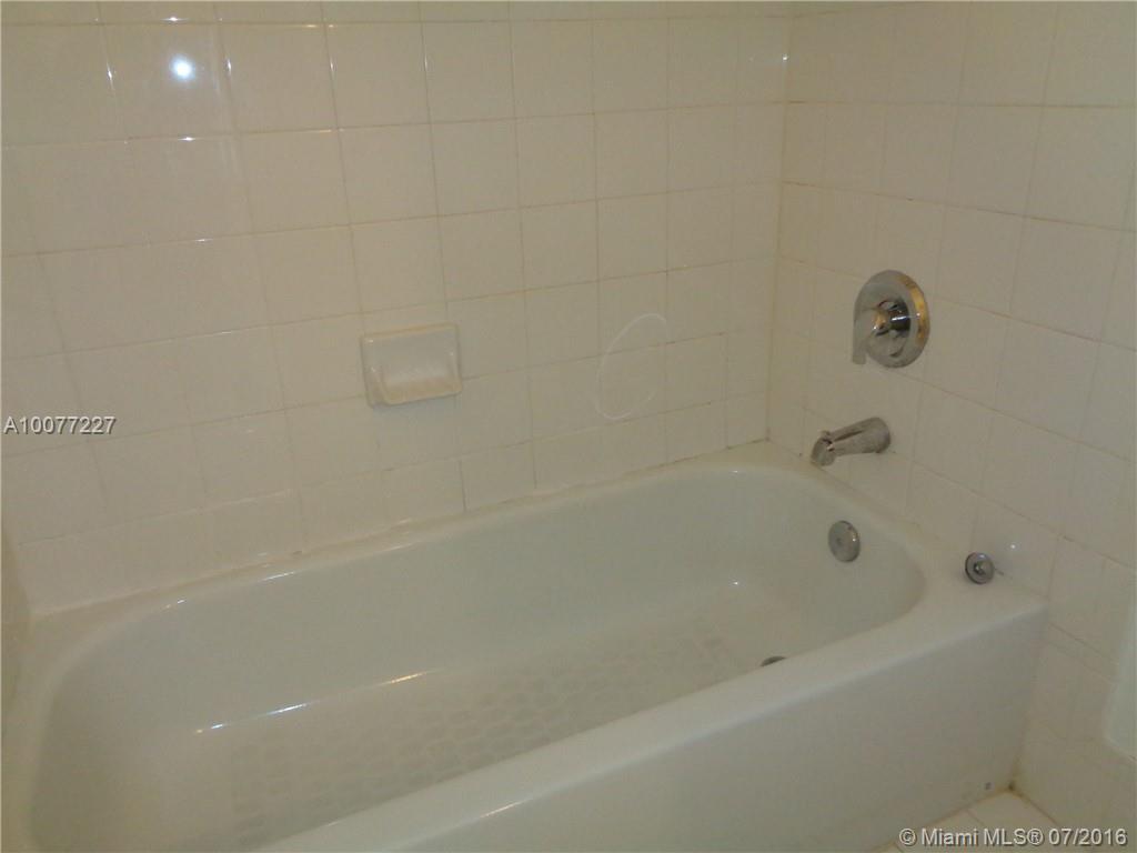 Courtyards Three Condo - Residential Lease