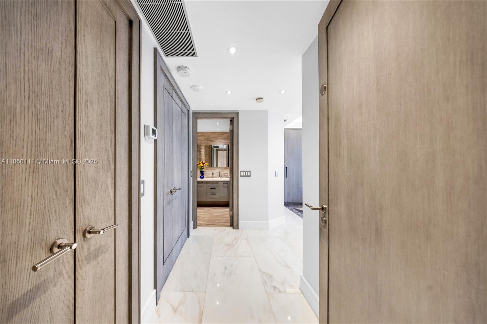 BALMORAL CONDO - Residential