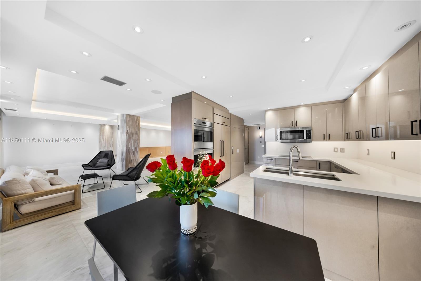 9801 Collins Ave PH11 Renovated