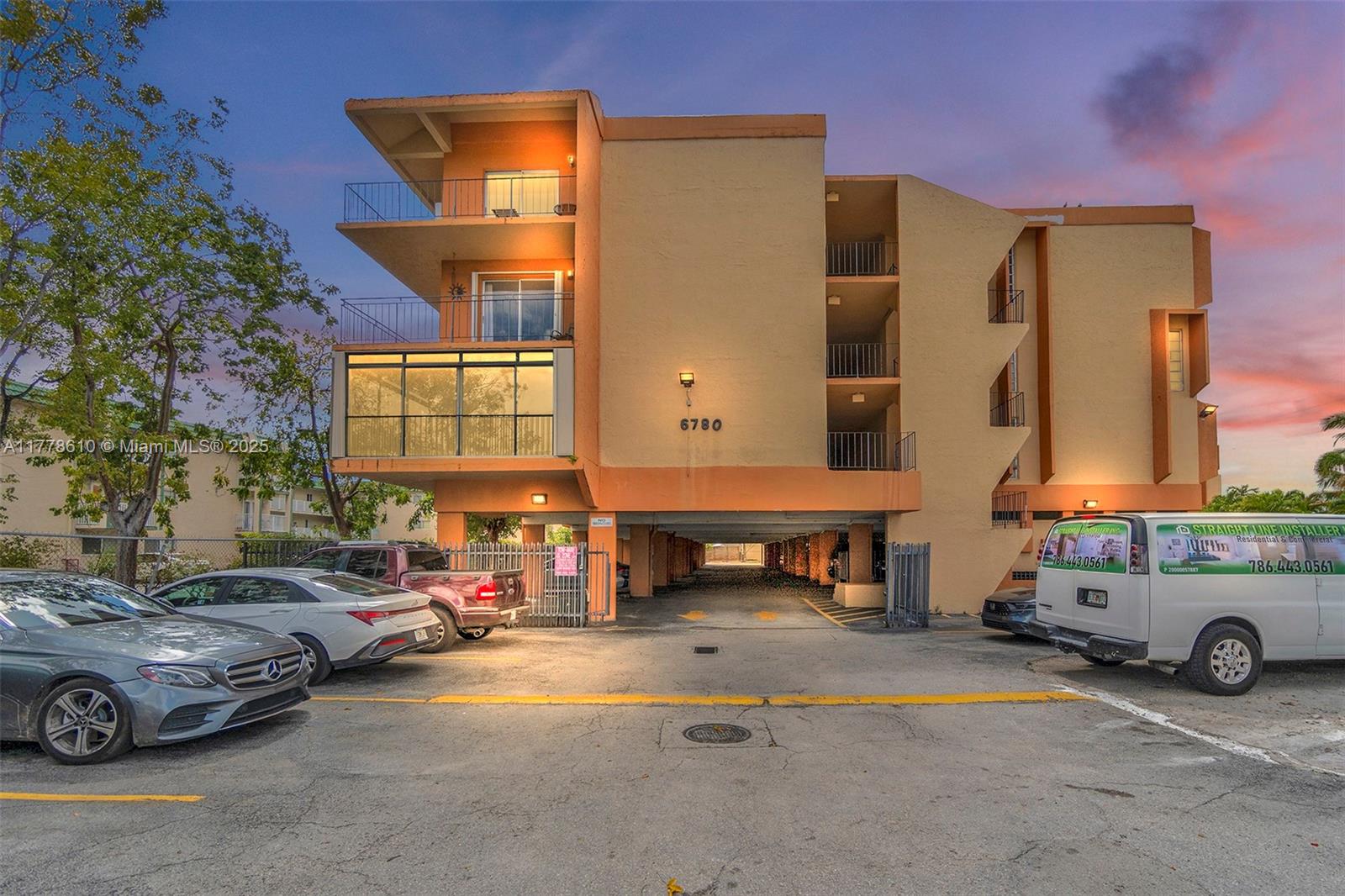 Rental Property at 6780 W 2nd Ct 101, Hialeah, Miami-Dade County, Florida - Bedrooms: 2 
Bathrooms: 2  - $1,950 MO.
