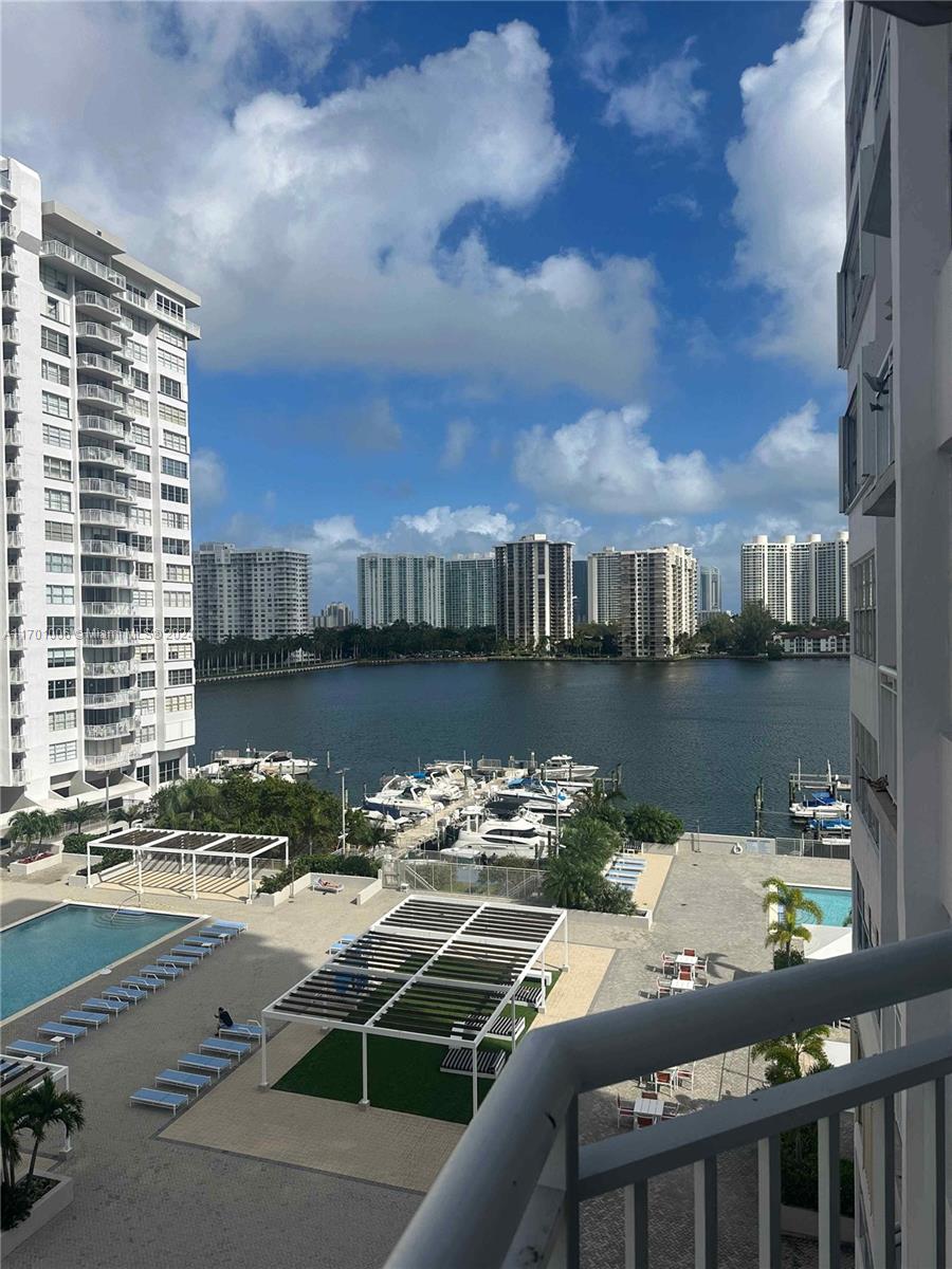18041 Biscayne Blvd 702, Aventura, Miami-Dade County, Florida - 2 Bedrooms  
2 Bathrooms - 