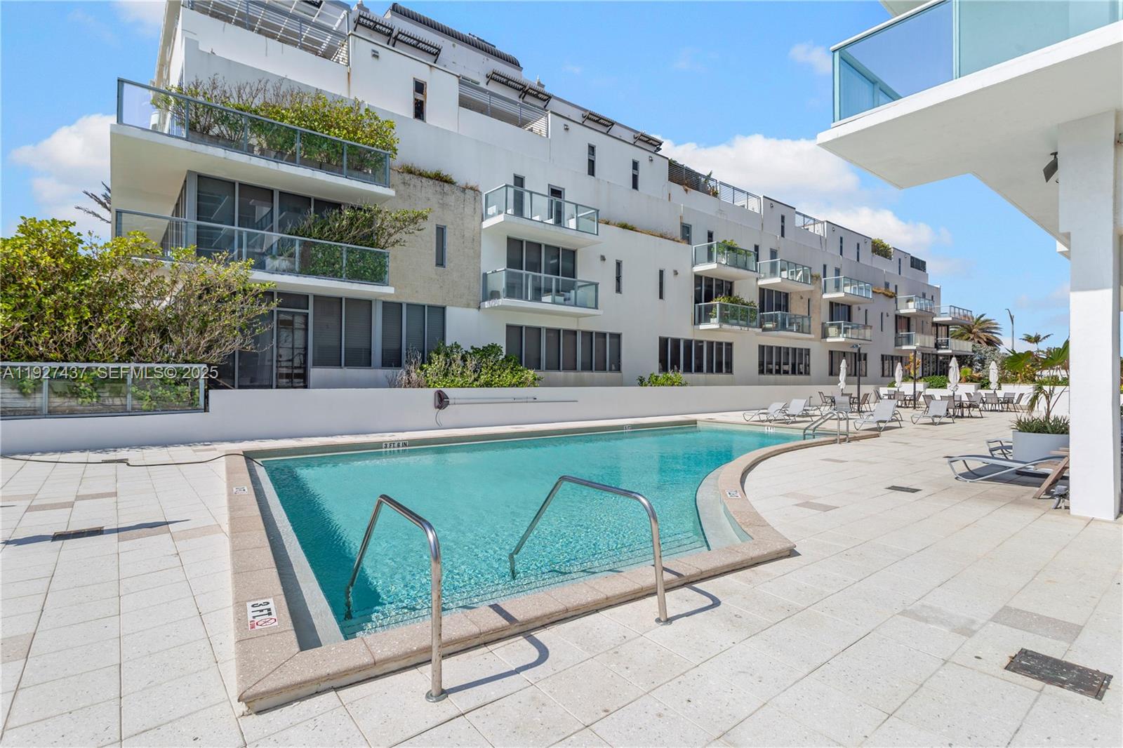 9500 OCEANS CONDO - Residential