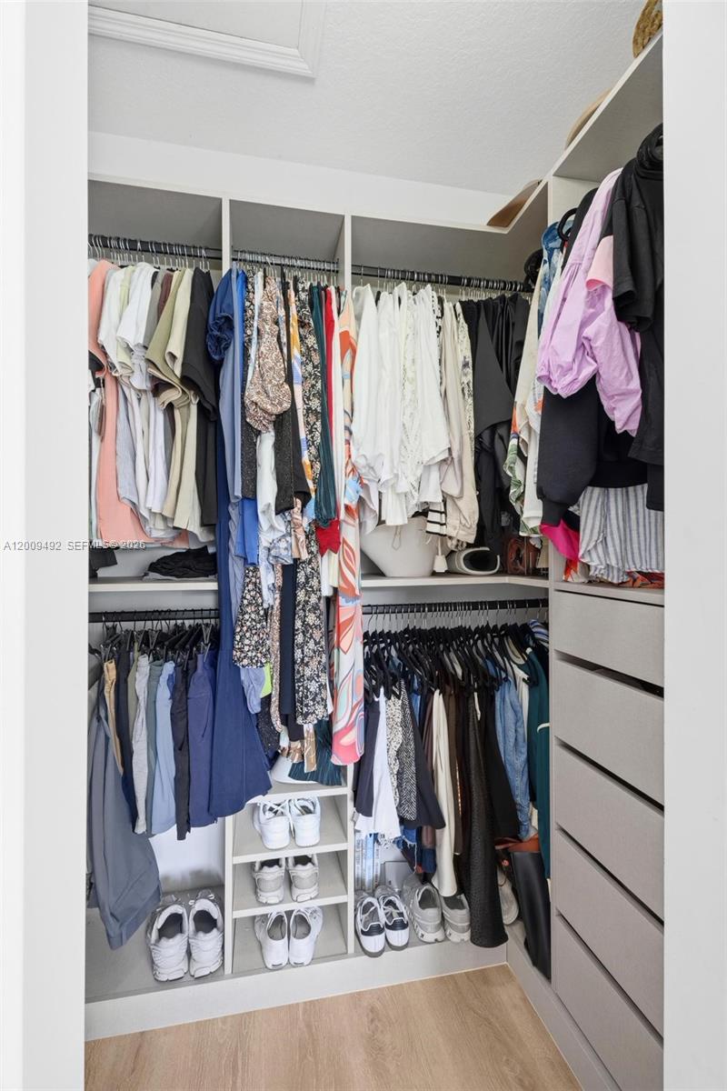 KINGDOM DREAM - Residential