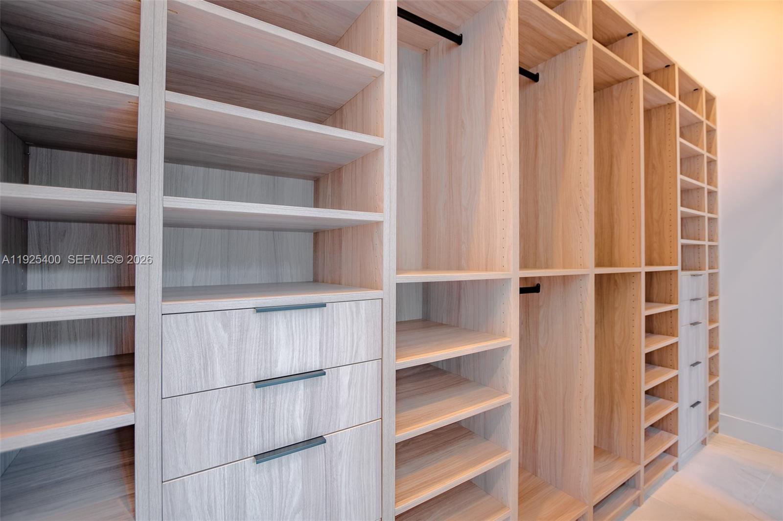 HILLMONT - Residential