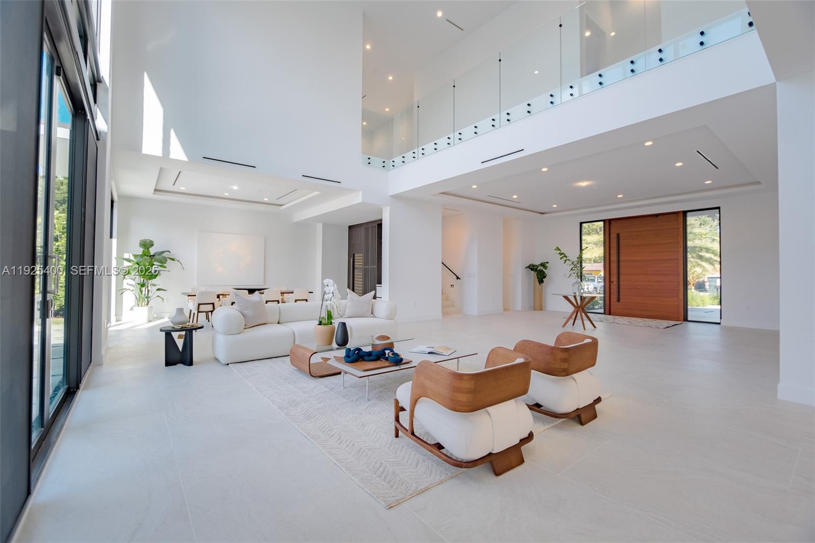 HILLMONT - Residential