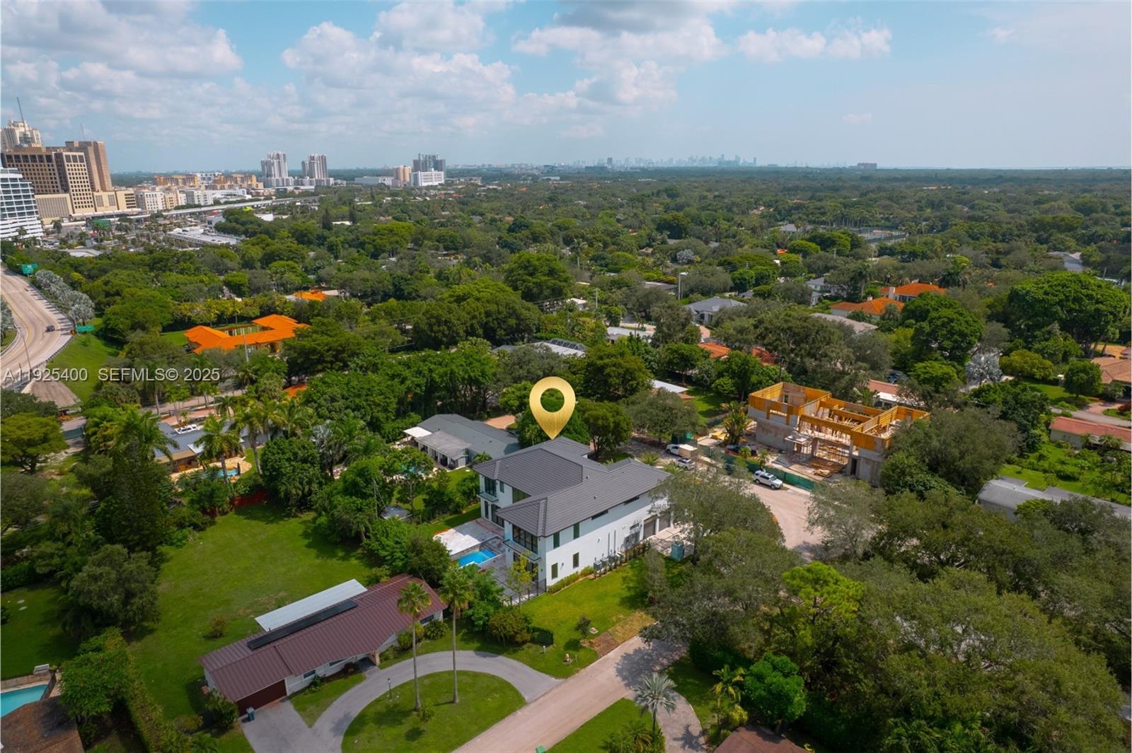 HILLMONT - Residential