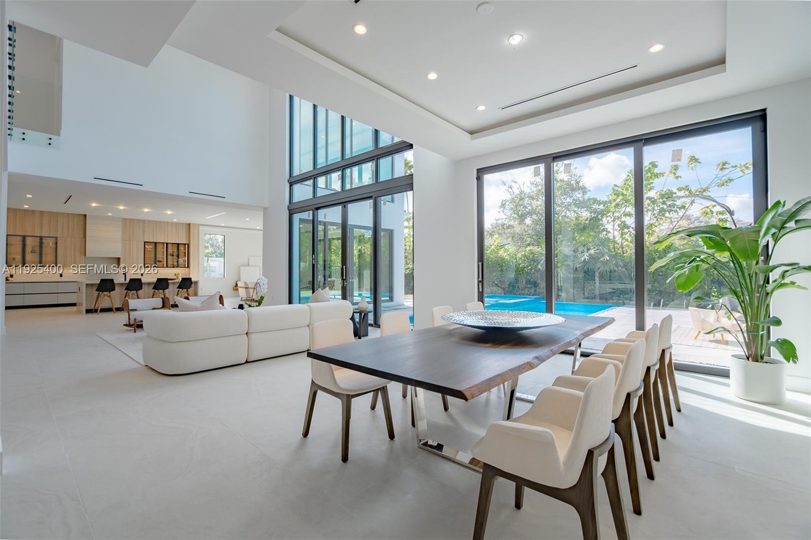 HILLMONT - Residential