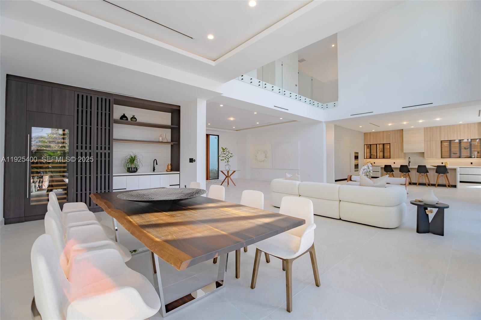 HILLMONT - Residential