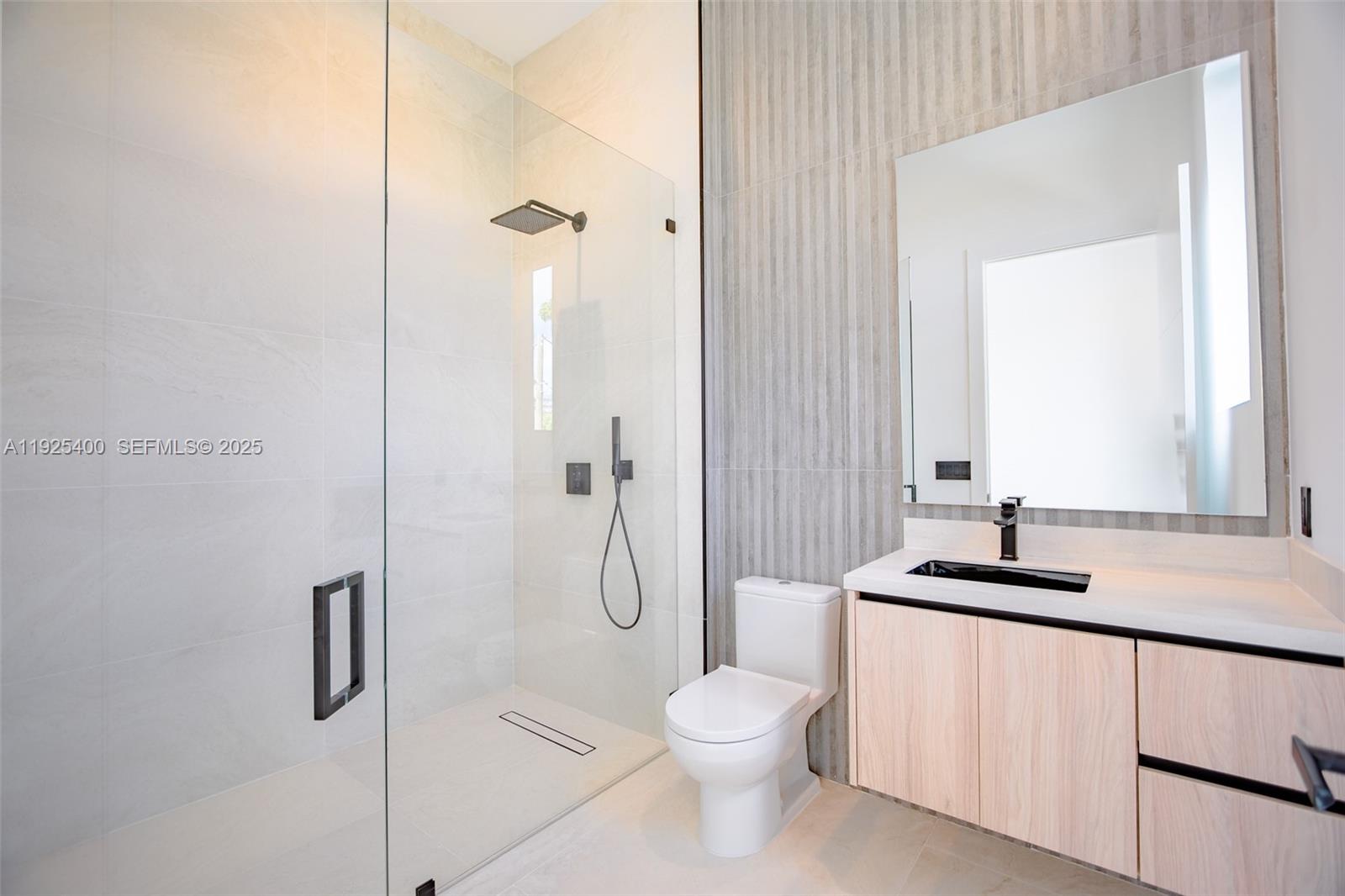 HILLMONT - Residential