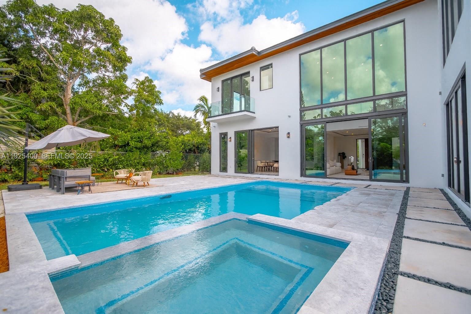 HILLMONT - Residential