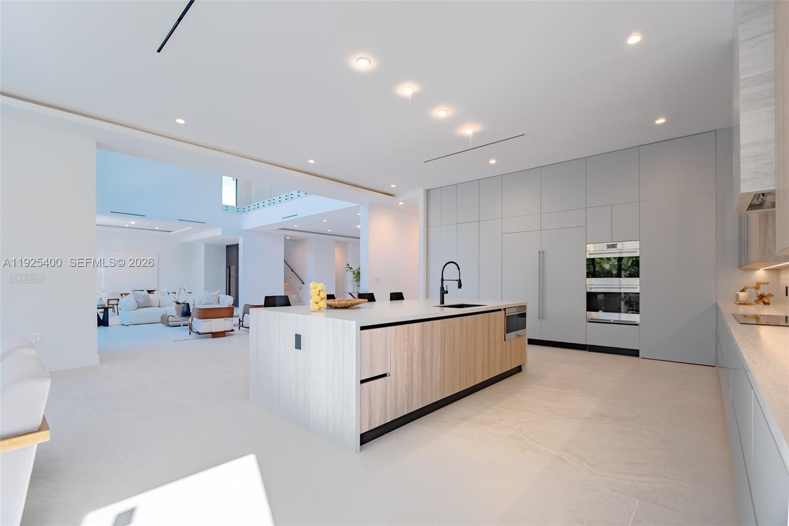 HILLMONT - Residential