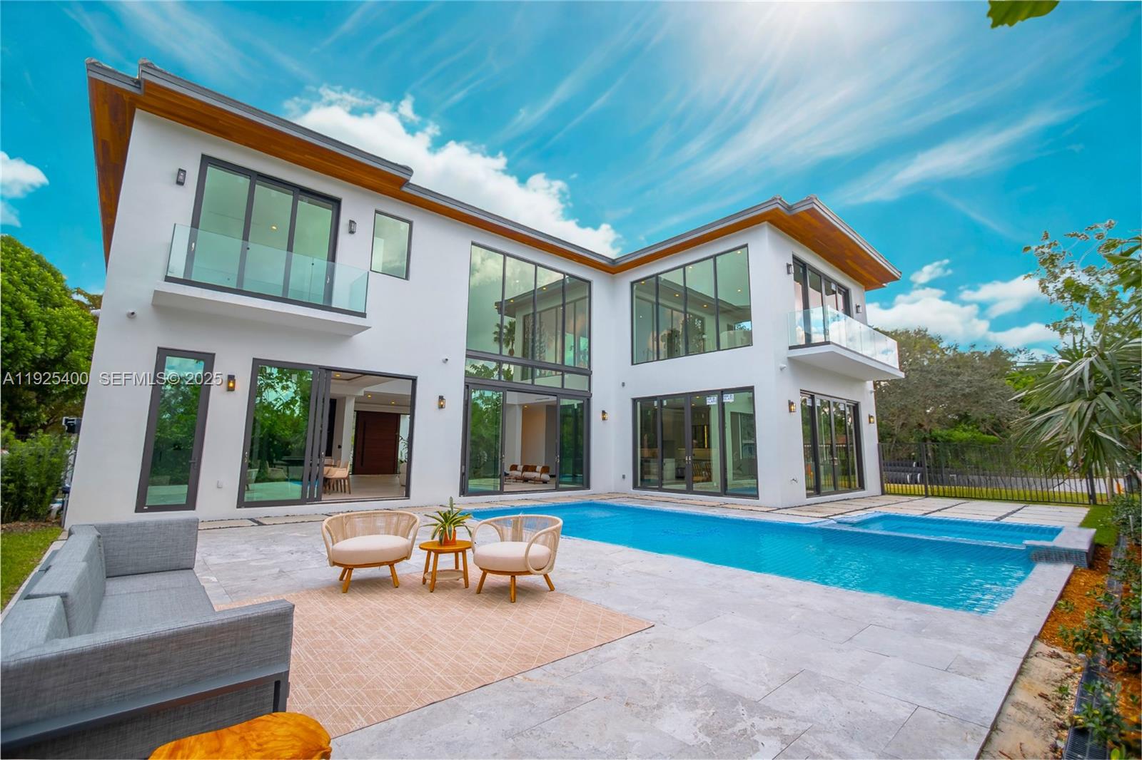 HILLMONT - Residential