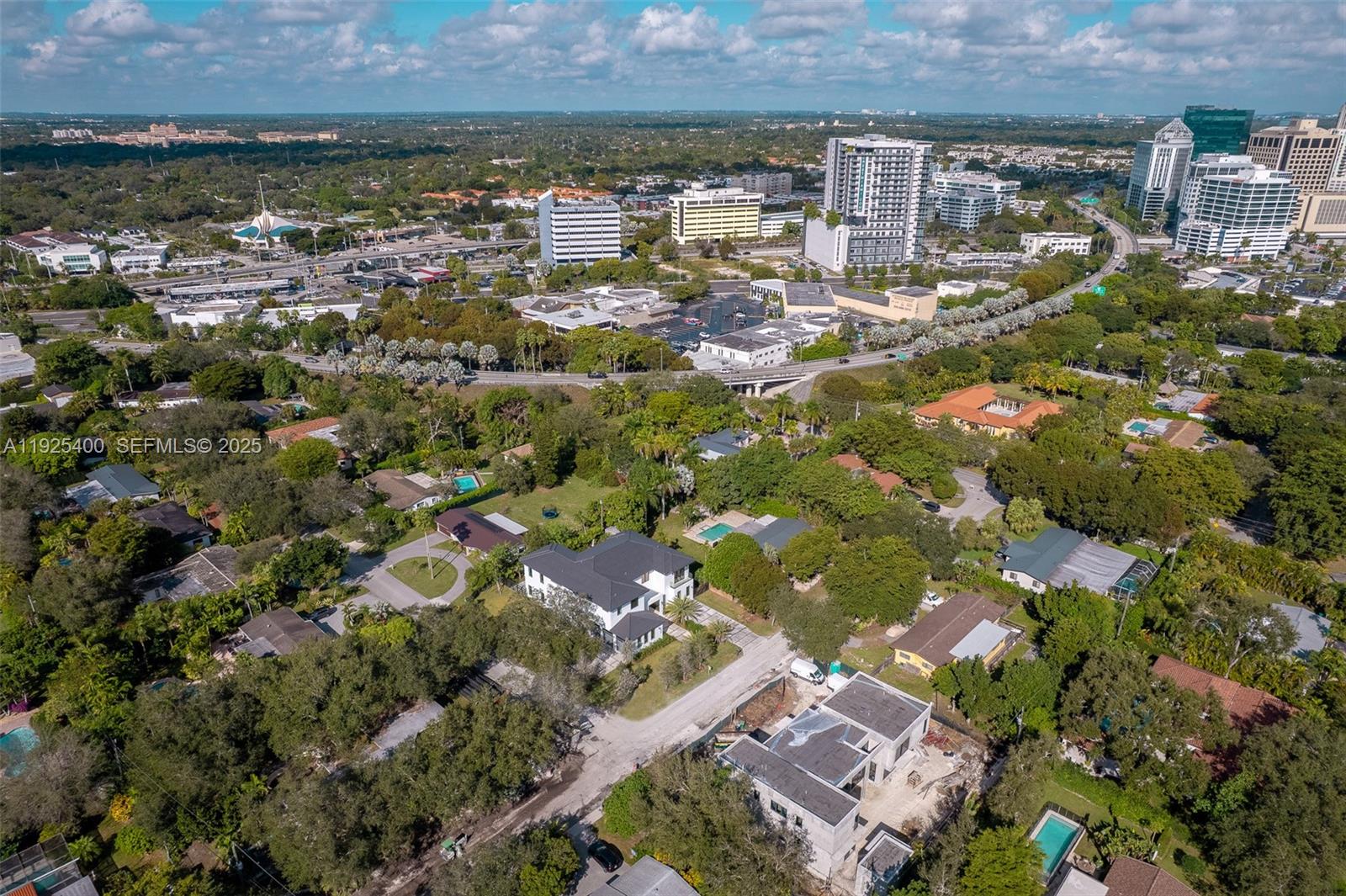 HILLMONT - Residential