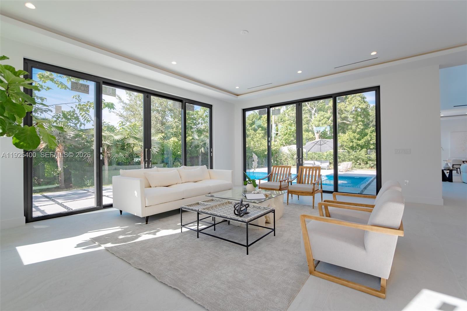 HILLMONT - Residential