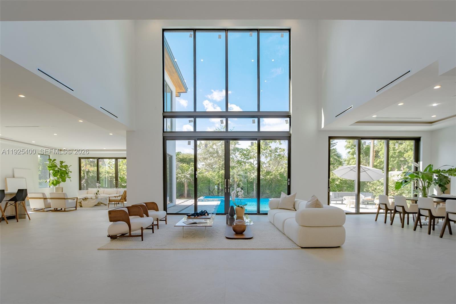 HILLMONT - Residential