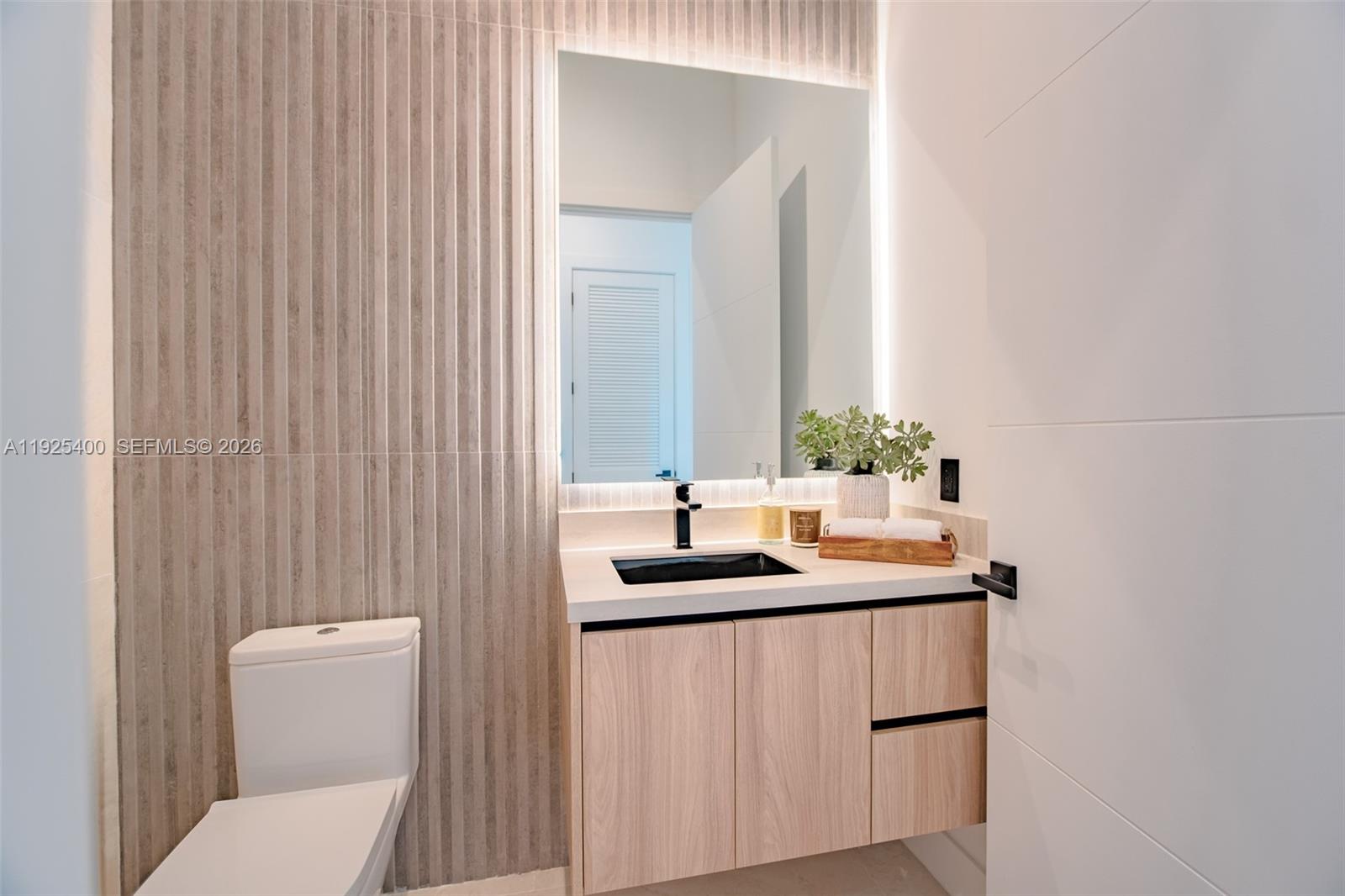 HILLMONT - Residential