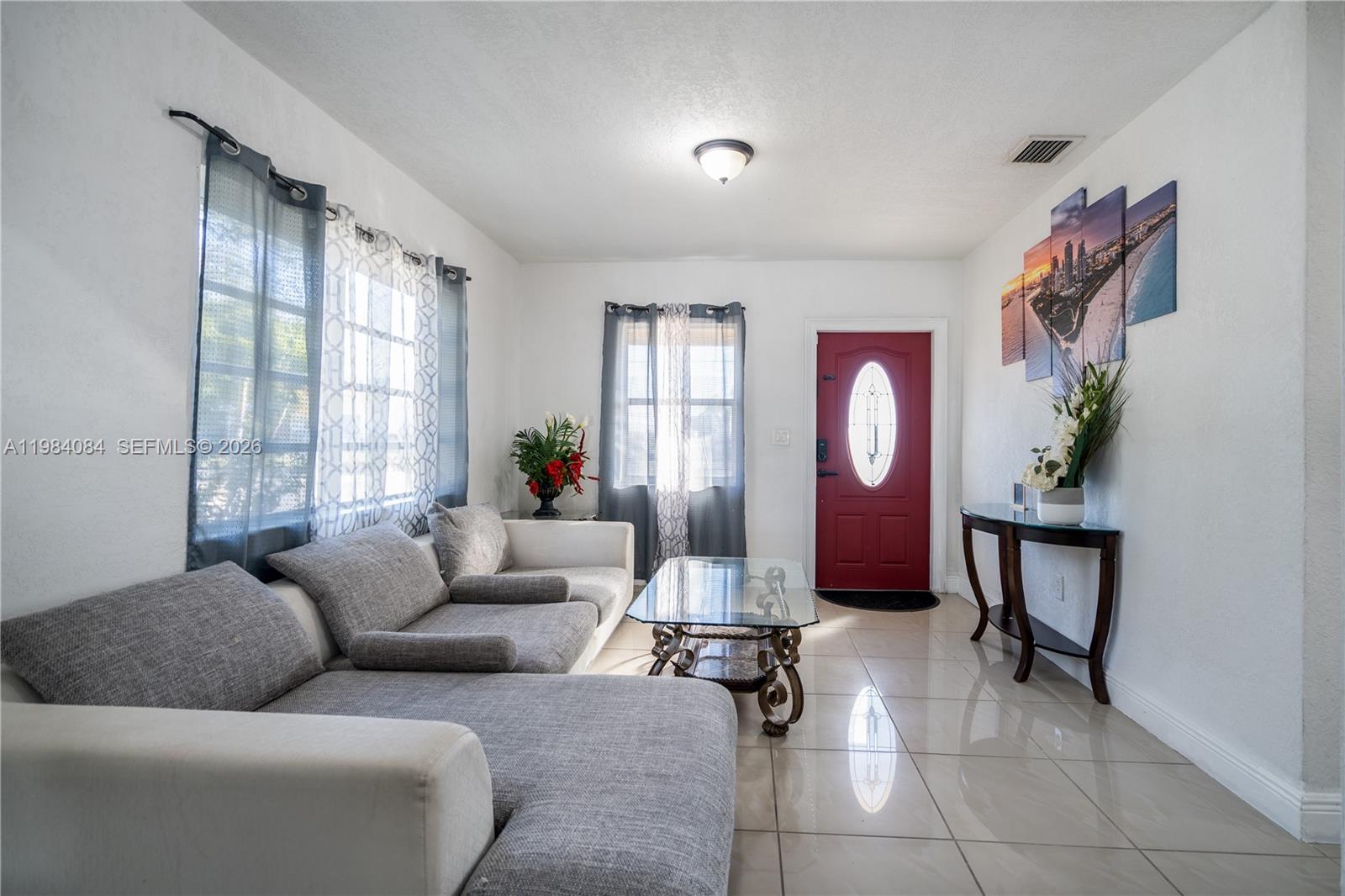 SUN-TAN VILL SEC 5 - Residential Lease