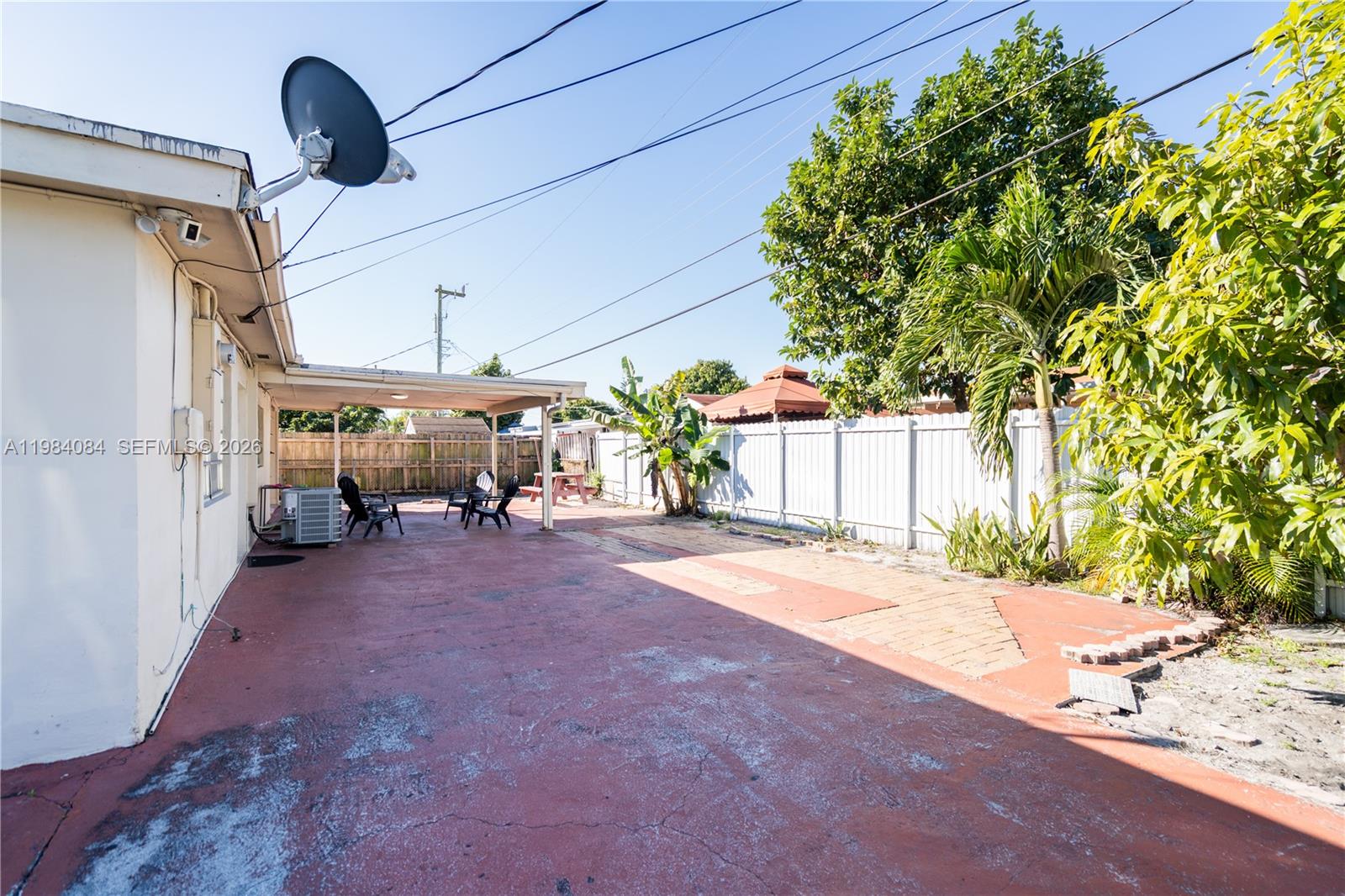 SUN-TAN VILL SEC 5 - Residential Lease